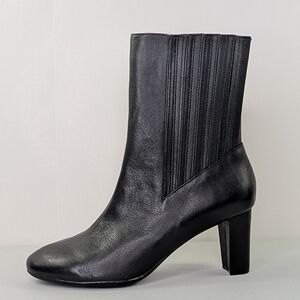 Aerosoles Fifth Ave Chelsea Boots Womens Size 8.5 M Booties Black Leather Heels